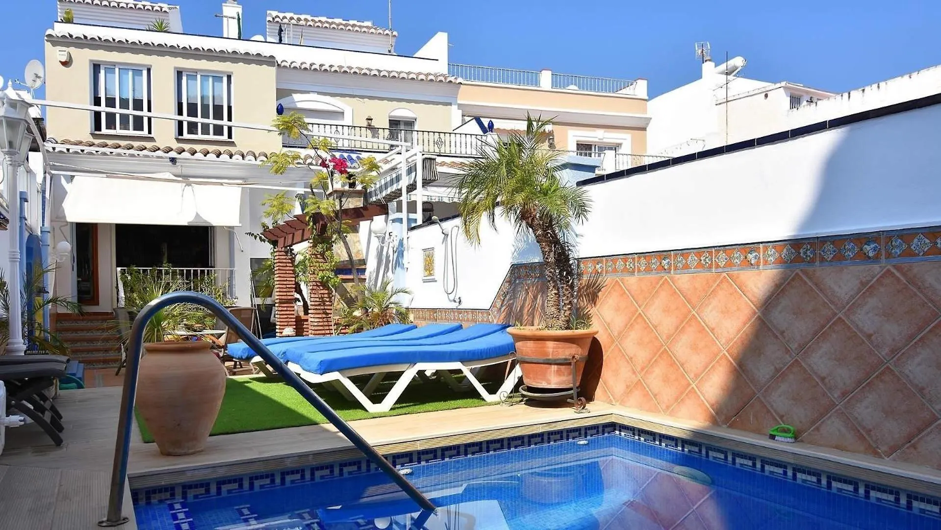 Ferienhaus Mit Privatpool Fuer 6 Personen Ca 299 Qm In Nerja, Andalusien Costa Del Sol 0*, Nerja